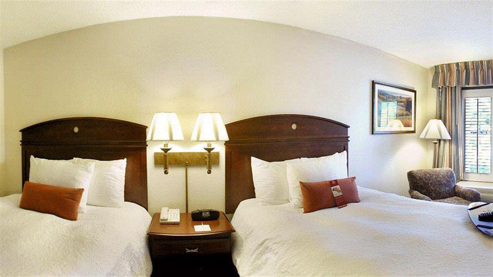 Hampton Inn Dalton Esterno foto