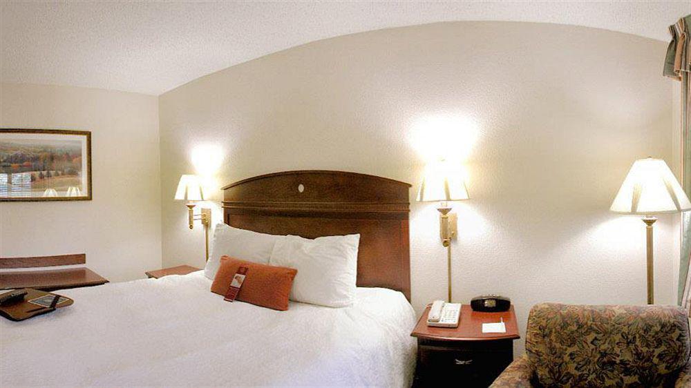 Hampton Inn Dalton Esterno foto