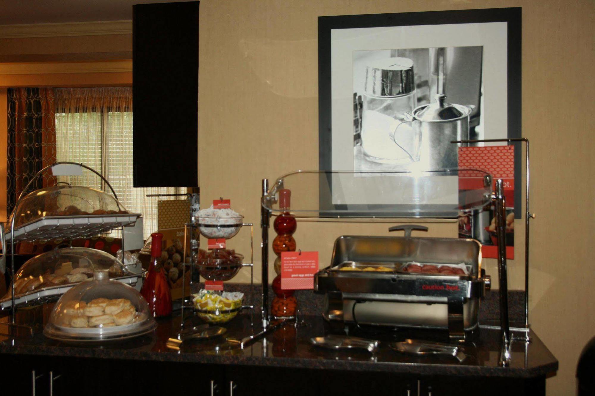 Hampton Inn Dalton Ristorante foto
